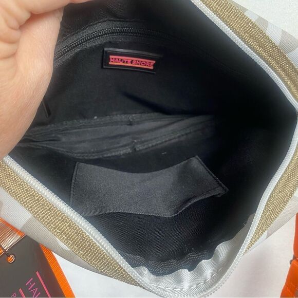 Haute Shore Premium Neoprene Collection Drew Rise Compact Crossbody Purse New - Picture 6 of 11